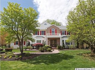 81 Knob Hill Rd, Marlboro, NJ 07746