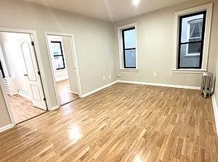 25-18 41st St #2L, Astoria, NY 11103
