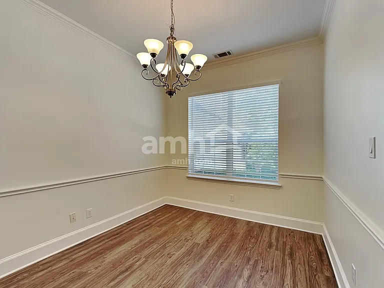 3720 Drexel Dr — Photo 6