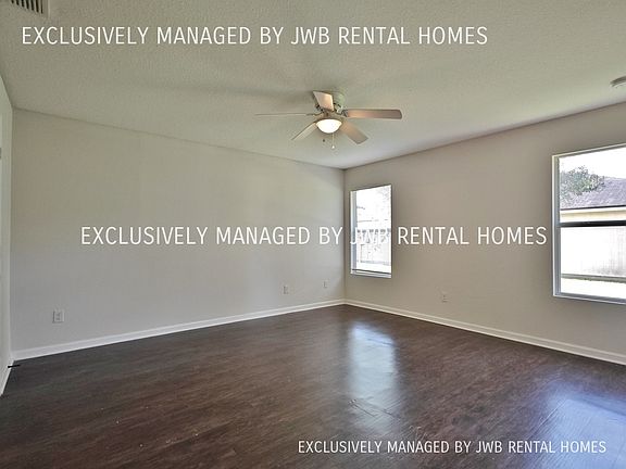 3rd image of 5760 Village Pond Cir