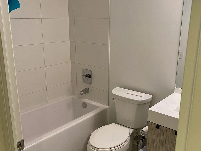 251 Jarvis St #1605 — Photo 2