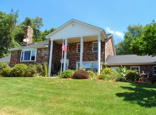 127 American Ln, Sutersville, PA 15083