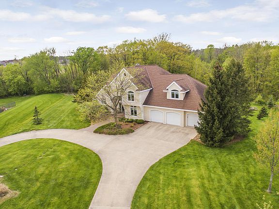 2nd image of 547 Northridge Dr