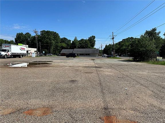 3rd image of 0 Military Rd