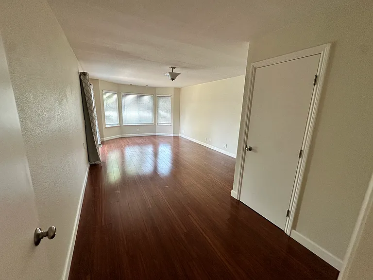 6201 Paso Los Cerritos — Photo 26