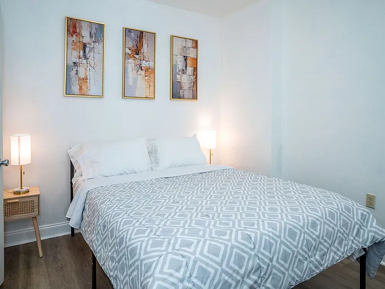 745 4th St #1B — Photo 32