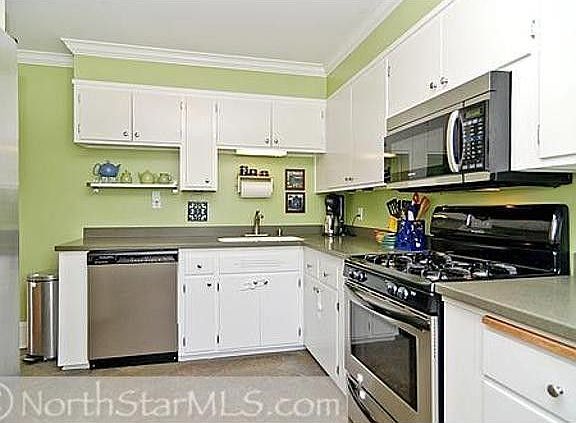 2nd image of 2954 Xerxes Ave N