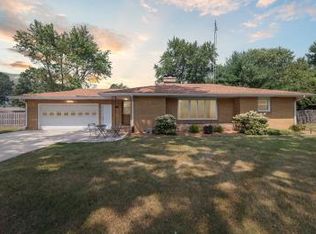 753 Lattimer Dr, Saint Joseph, MI 49085