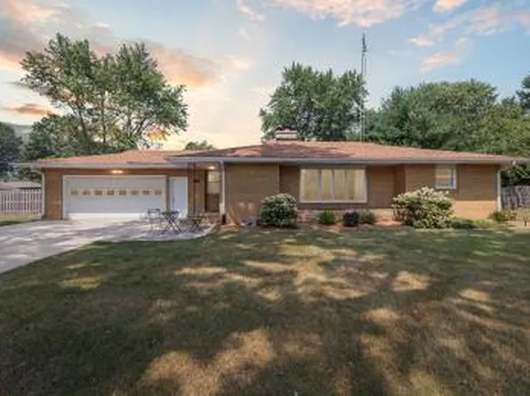 753 Lattimer Dr, Saint Joseph, MI 49085