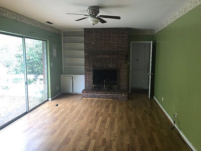 2nd image of 221 Scruggs St