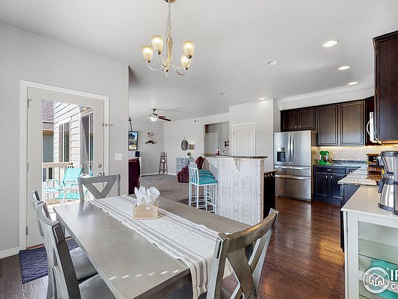 3rd image of 5685 Bexley Dr