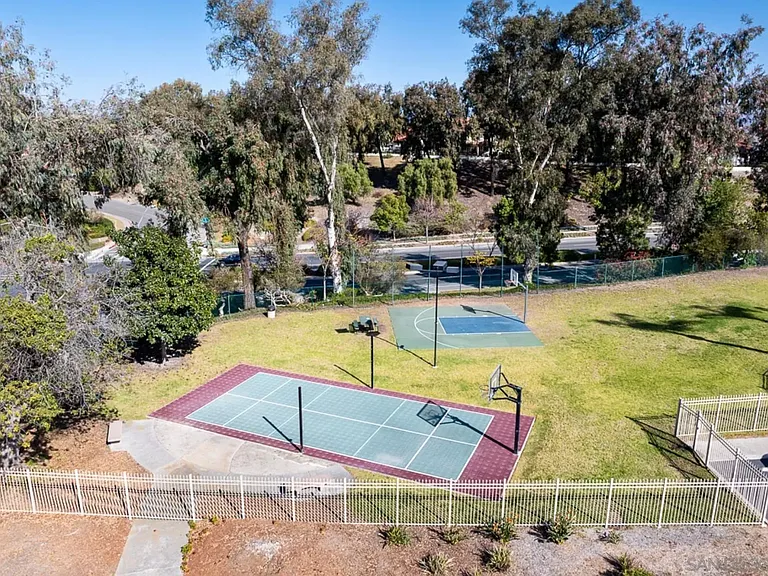 12242 Paseo Lucido #12242C — Photo 36