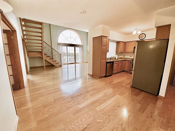 4th image of 200 W Campbell St Unit 813