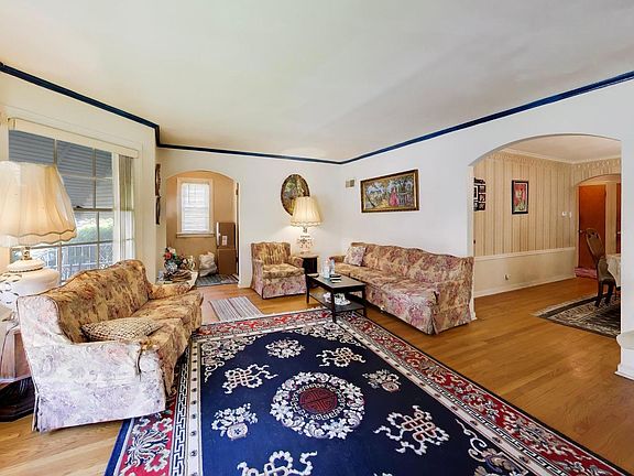 5th image of 1801 N 77th Ct