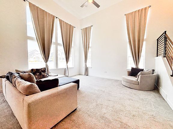 3rd image of 12284 S Pedroia St