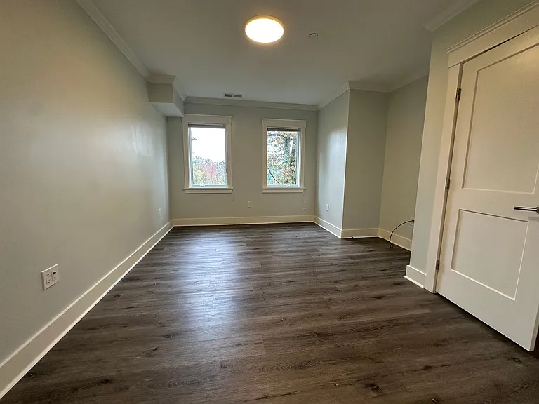 13-18 Hennery Way — Photo 35