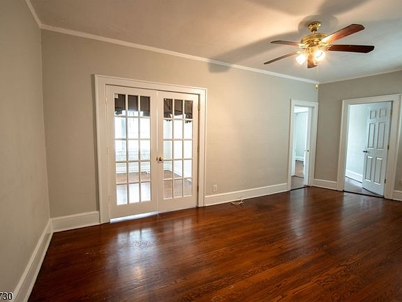 2nd image of 517-519 South Ave W