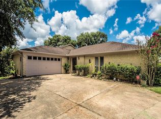 2206 N Fountain Valley Dr, Missouri City, TX 77459