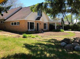 1141 Kalamazoo Ave, Petoskey, MI 49770