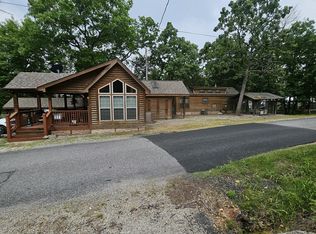 462 Jellystone Ave, Hollister, MO 65672