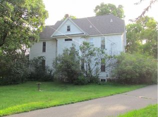 13131 Minnetonka Dr, Minnetonka, MN 55305