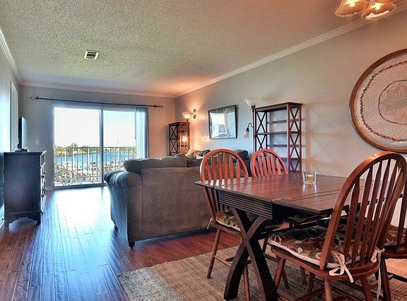 2nd image of 1650 Harbor Dr Unit 305