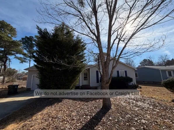 1611 Tysor Dr, Fayetteville, NC 28304