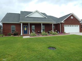 202 Loudon Hill Dr, Warner Robins, GA 31088