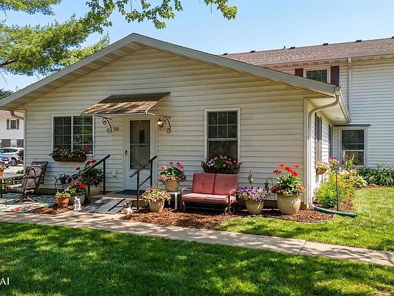 3rd image of 500 JOHNS DRIVE