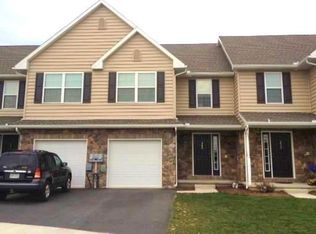40 Bethlehem Ln, Ephrata, PA 17522