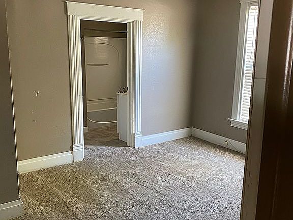5th image of 501 N 10th St