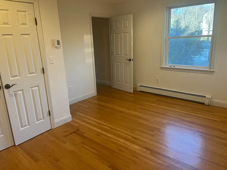 75 Wharf St — Photo 13