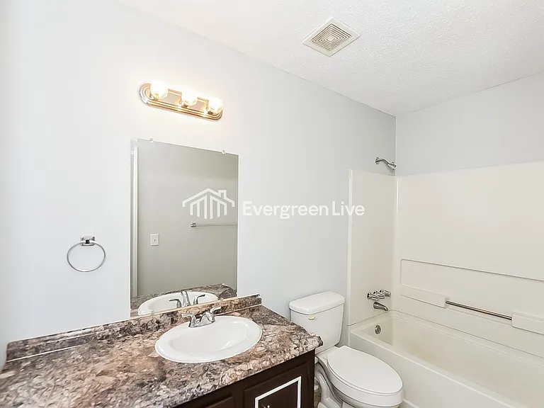 418 Cranewater Ct — Photo 9