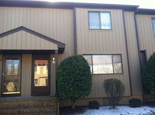 38 Park St APT 10F, Florham Park, NJ 07932