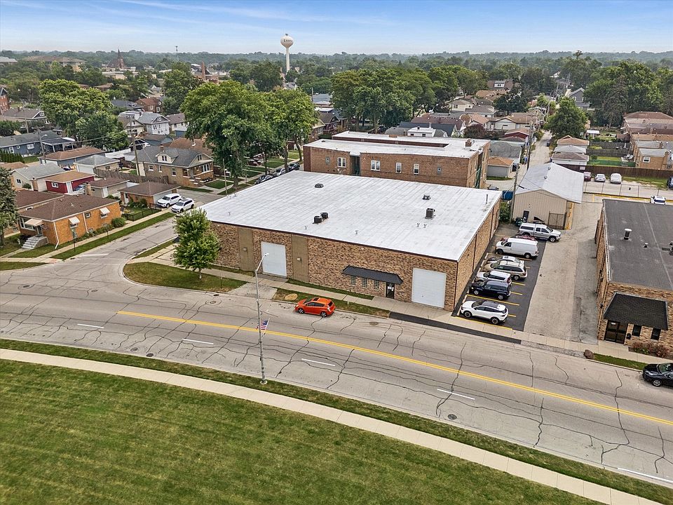 1st image of 4215 Lawndale Ave