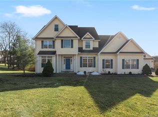 3 Kelly Ln, Cromwell, CT 06416