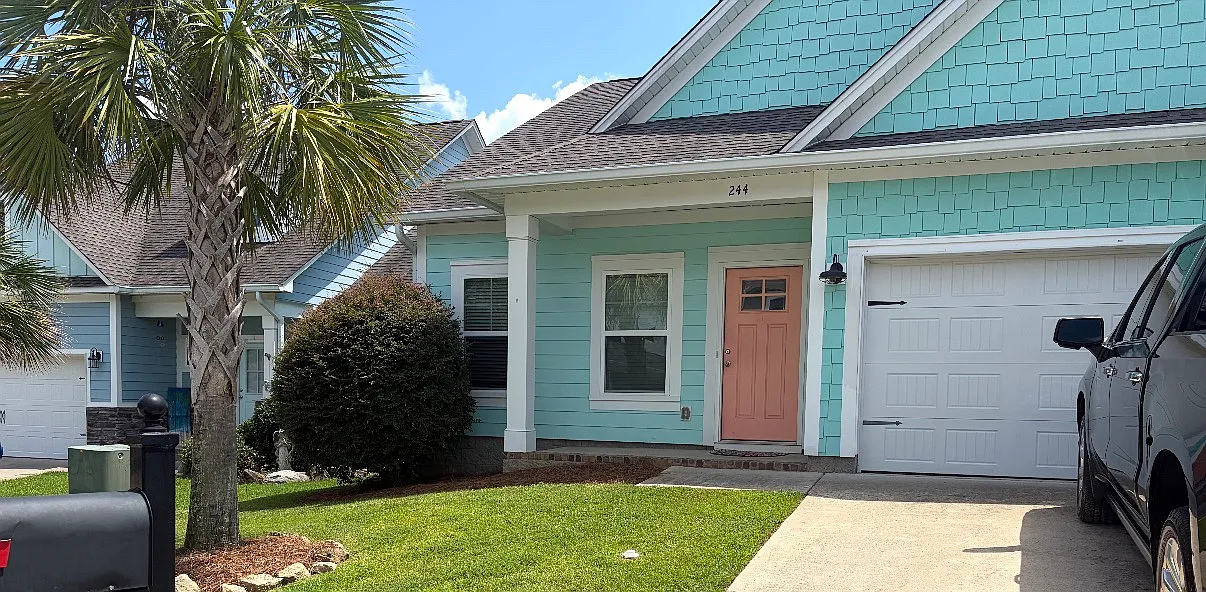 244 Sunset Point Dr — Photo 2