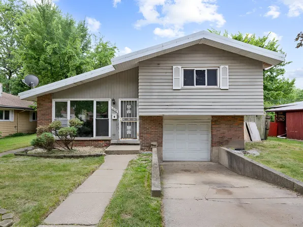 15230 Meadow Ln, Dolton, IL 60419