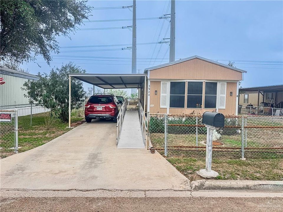 1st image of 3924 Railroad Dr