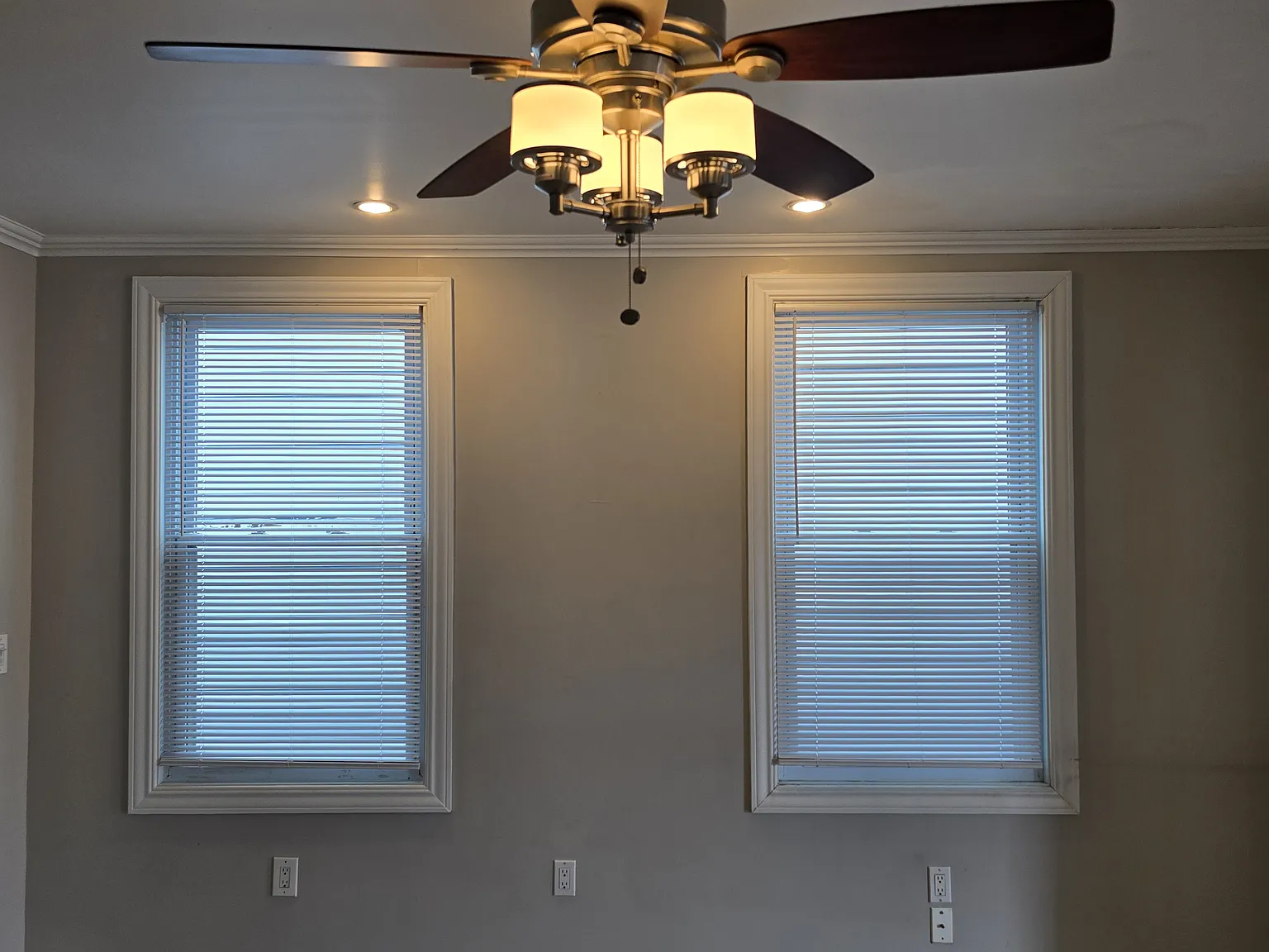 3 bed, 1.5 bath, 1575 sqft, $1,699 — Photo 4