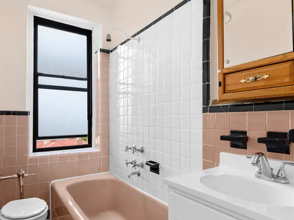 1710 Avenue H image 6 of 8