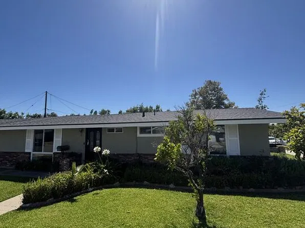 526 N Emerald Dr, Orange, CA 92868