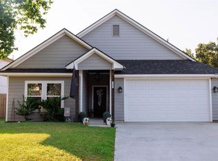 3305 Judythe Ct, Bryan, TX 77803