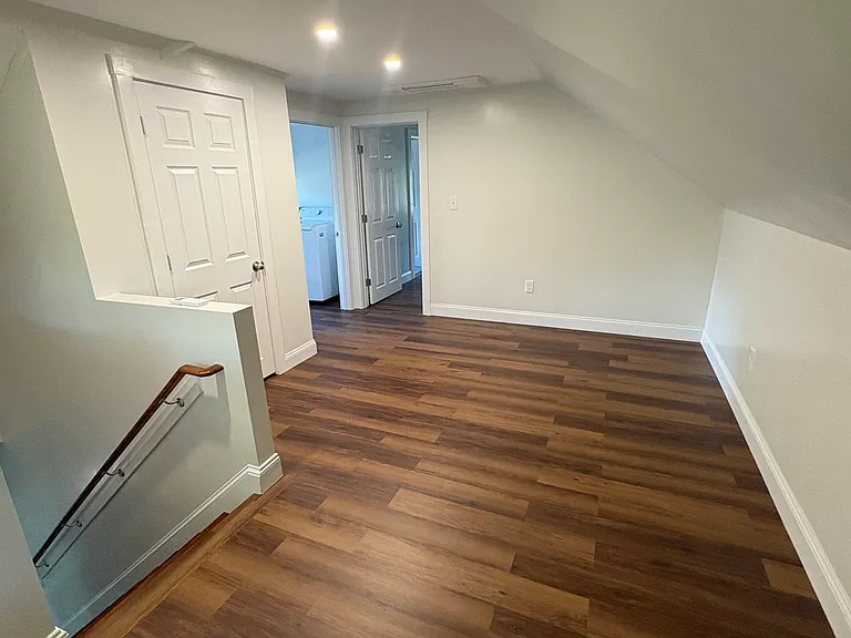 68-70 Adams St #2 — Photo 11