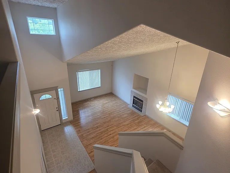 4373 Hearth St NE — Photo 43