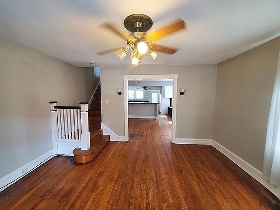 5th image of 4621 Silverwood St