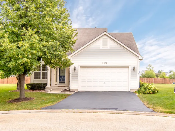 21101 Lily Lake Ct, Crest Hill, IL 60403