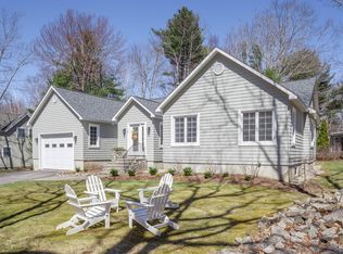 20 Magnolia Dr, Kennebunkport, ME 04046