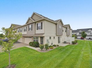 7225 Elmo Ct, Lino Lakes, MN 55038