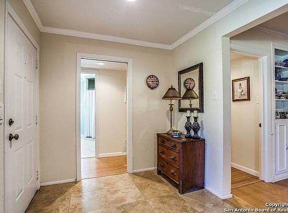 3rd image of 614 Wyndale St